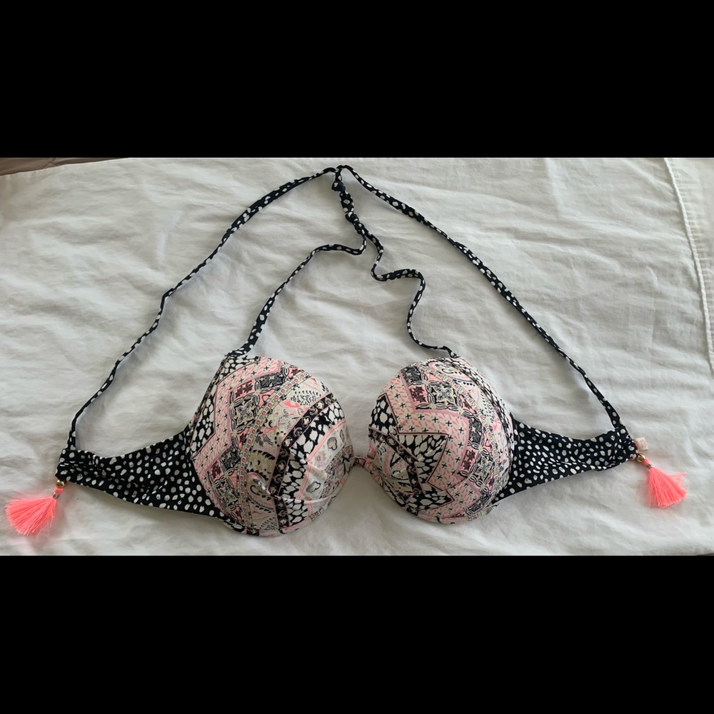 Victoria’s Secret Swim top